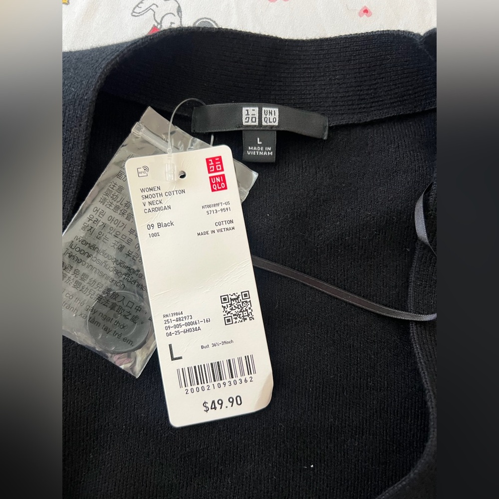 Uniqlo WOMEN SMOOTH COTTON V NECK
CARDIGAN - Picture 2 of 5